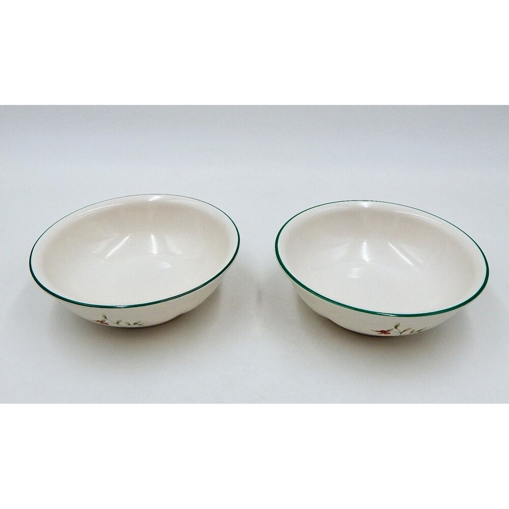 Pfaltzgraff USA Winterberry Dessert Cereal Dish Bowls 6 Inch Holly Berry Holiday